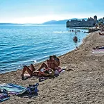B Near The With Sea View Kaštela