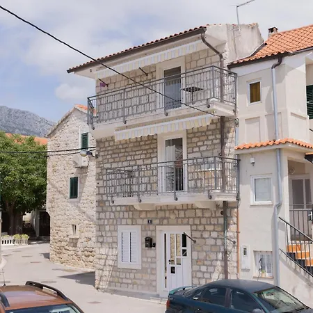 B Near The With Sea View Apartment Kastela
