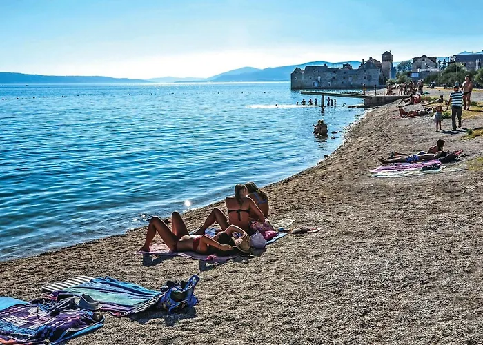 B Near The With Sea View Kastela